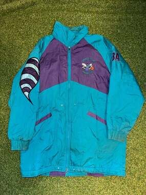 Pro Player by Daniel Young Charlotte Hornets Jacket Size L